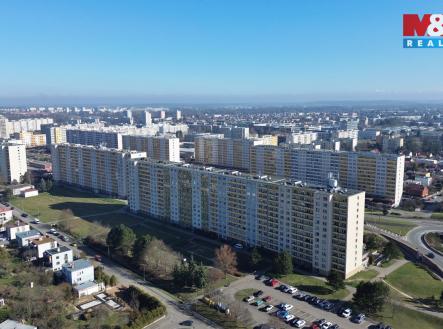 okolí | Prodej bytu, 3+1, 99 m²