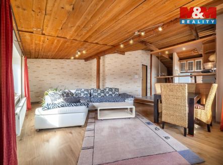 Byt | Pronájem - restaurace, 300 m²