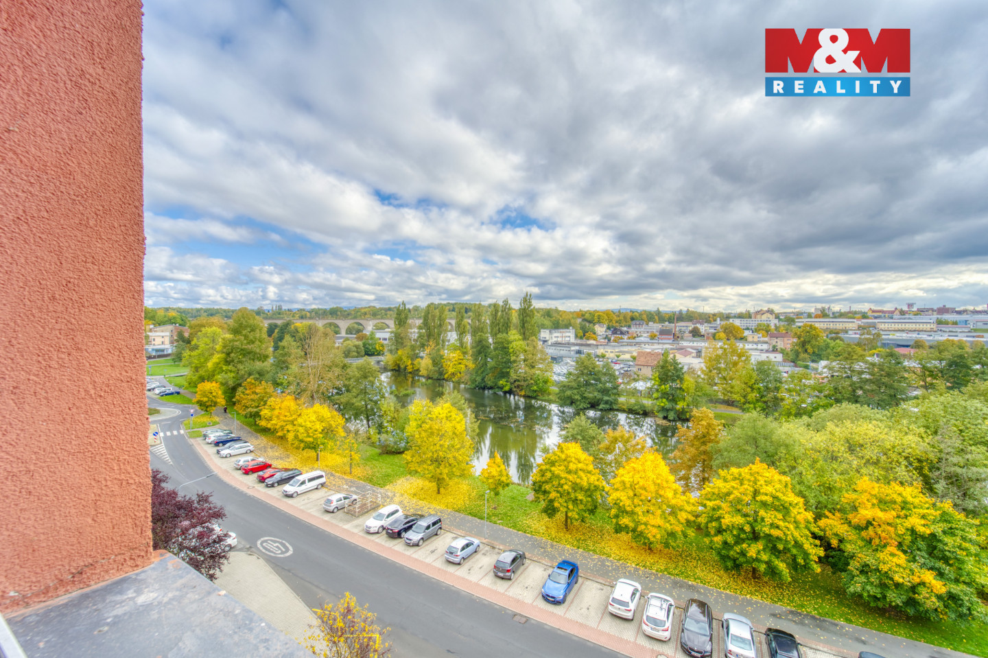 dfbf4ec9-461f-4511-8bef-403ce176a87e (1).jpg