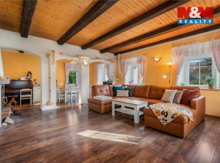 001_a.jpg | Prodej - dům/vila, 300 m²