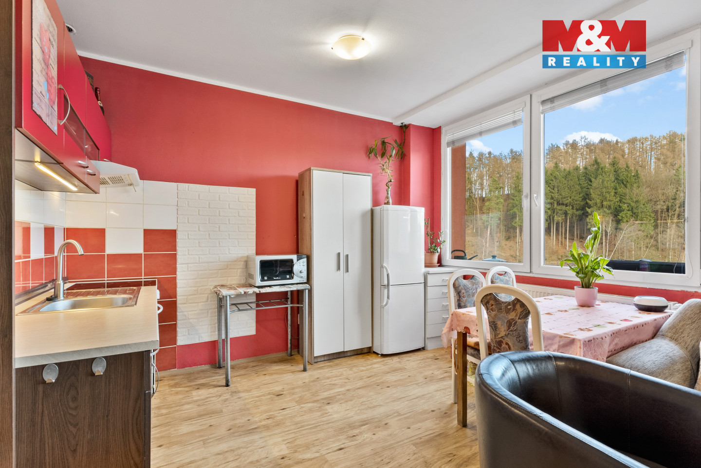 Obývací pokoj + KK