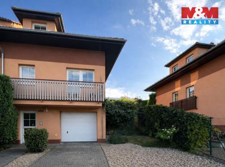 pohled z vjezdu  | Pronájem - dům/vila, 120 m²