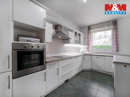 5e51de79-25a0-4849-b79b-af02515eaafa.jpg | Prodej - dům/vila, 296 m²