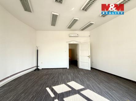 image_471A1E6B-4628-4C16-ABD5-9B3B5B8ACC33_1773764631.jpeg | Pronájem - kanceláře, 188 m²