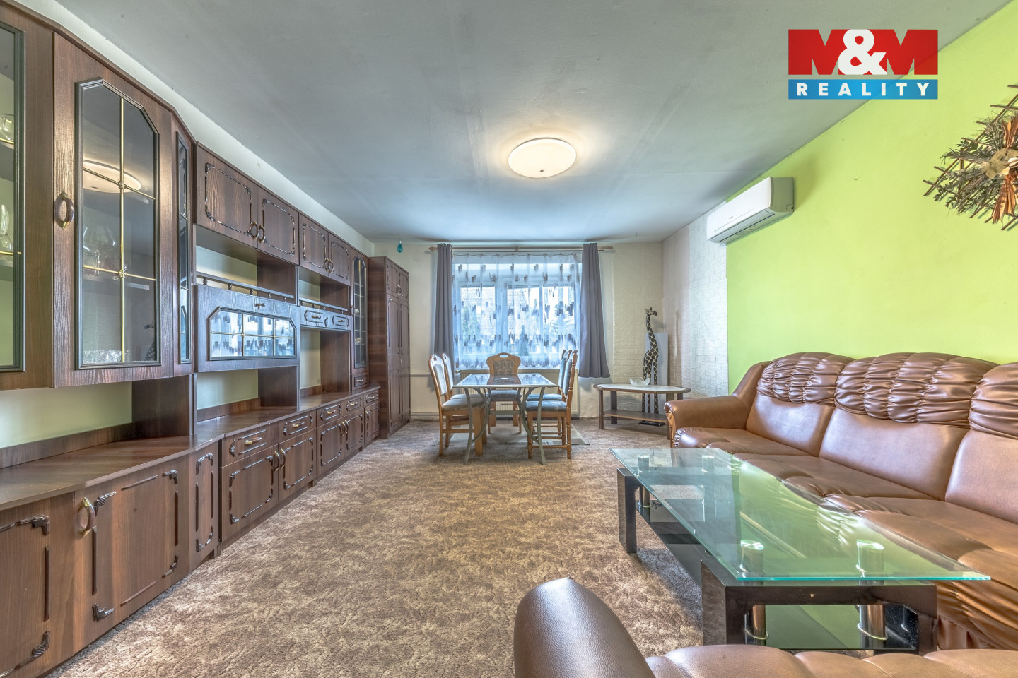 Obývací pokoj 1 (1.NP)