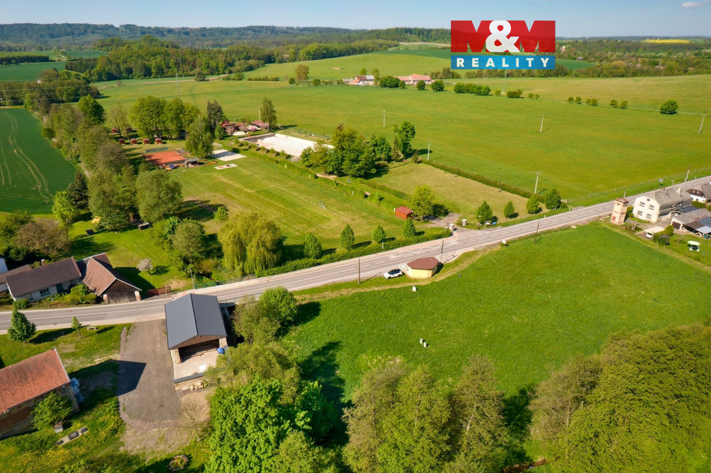 e525e262-f219-4776-9c62-a57f365fd60c (1).jpg