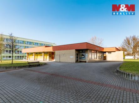 IMG_7471.jpeg | Prodej - obchodní prostor, 1 150 m²