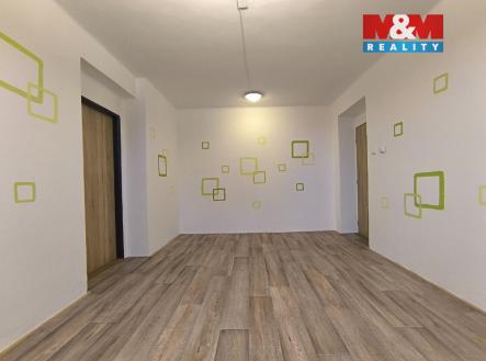 b4.jpg | Prodej bytu, 2+1, 56 m²