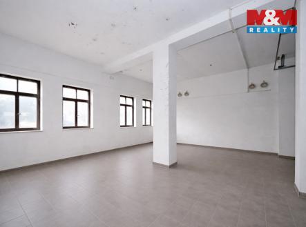 sklad pro kamiony | Prodej - obchodní prostor, 690 m²