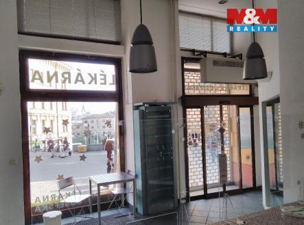 Lékárna.jpg | Pronájem - obchodní prostor, 189 m²