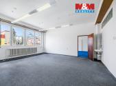 Pronájem - kanceláře, 211 m²