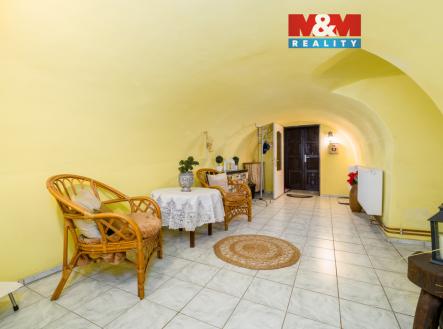 Vstupní předsíň - přízemí | Prodej - dům/vila, 177 m²