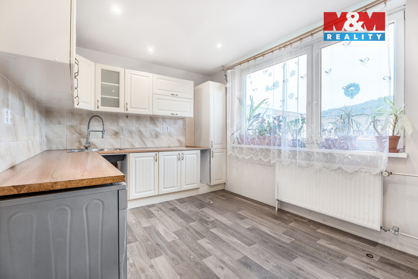 kuchyně podlesí.jpg