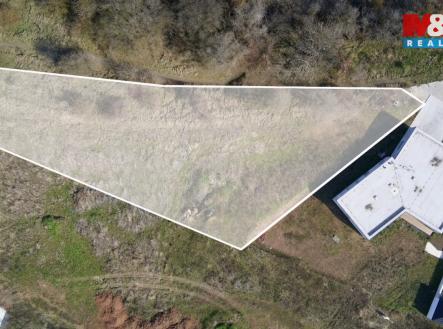 ChatGPT_Image_30._3._2026_19_46_20.jpeg | Prodej - pozemek pro bydlení, 1 710 m²