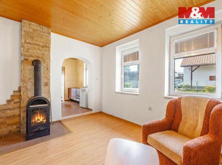 pokoj_krb_ohen.jpeg | Prodej - chata/rekreační objekt, 35 m²