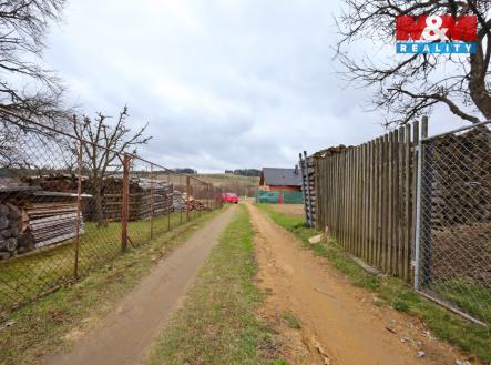 příjezdová cesta obecní | Prodej - pozemek pro bydlení, 2 569 m²