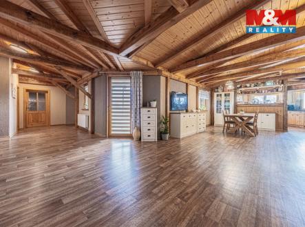 obytná místnost | Prodej - dům/vila, 384 m²