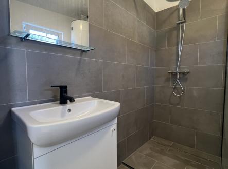 Koupelna | Pronájem bytu, 1+kk, 38 m²