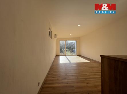 Obytná část | Pronájem bytu, 1+kk, 38 m²