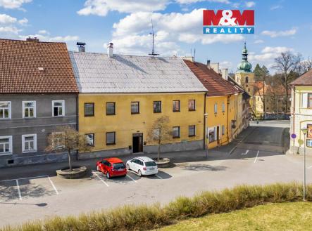 . | Prodej - dům/vila, 235 m²