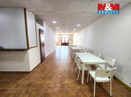 místnost | Prodej - obchodní prostor, 120 m²