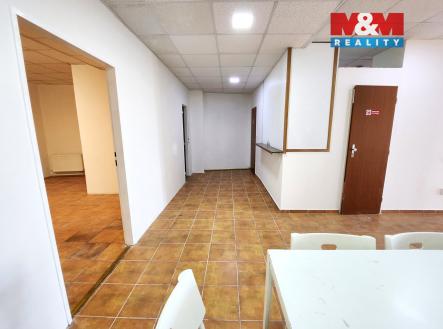 místnost | Prodej - obchodní prostor, 120 m²