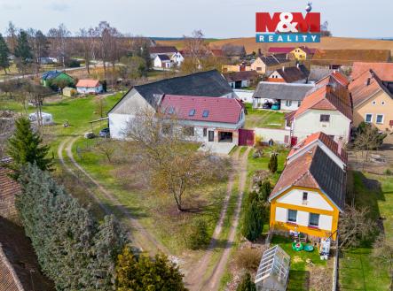 pohled na hlavní budovy | Prodej - dům/vila, 350 m²