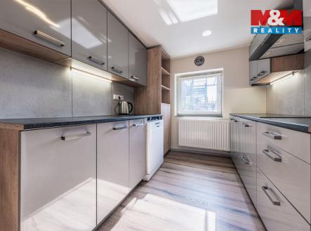 Spodní kuchyně | Prodej - dům/vila, 122 m²