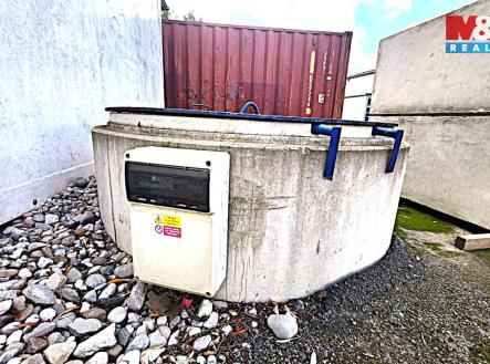 IMG-20251003-WA0010.jpg | Pronájem - pozemek pro komerční výstavbu, 700 m²