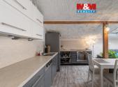 Prodej - dům/vila, 298 m²