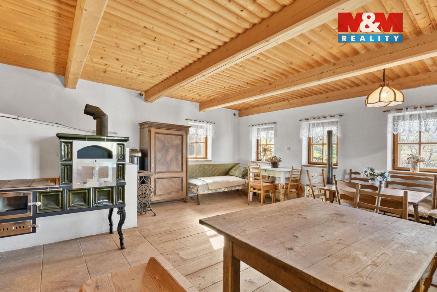 Hlavní místnost 2.jpg