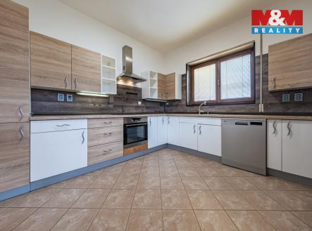 DSCF4827-HDR.jpg | Pronájem - dům/vila, 232 m²