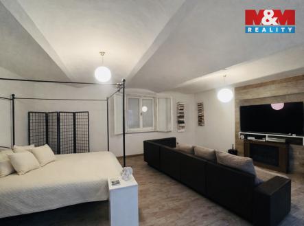 51CE1BB9-829B-483B-A431-C54F1AC34576.jpg | Prodej - dům/vila, 134 m²