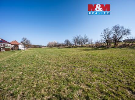 web_015_20260403_MM_Reality_pozemek_Zadverice.jpg | Prodej - pozemek pro bydlení, 1 112 m²