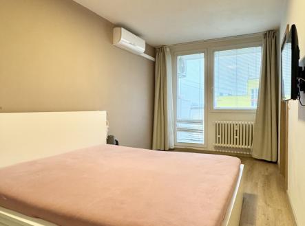 image_70994008-0897-4E76-866C-1E835878EDA0_1766340381.jpeg | Pronájem bytu, 2+1, 51 m²