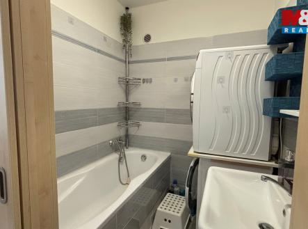 koupelna | Pronájem bytu, 3+1, 82 m²