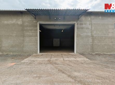 PXL_20260416_134027819.jpg | Pronájem - obchodní prostor, 380 m²