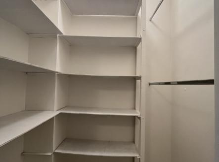 IMG_7328.jpeg | Pronájem bytu, 1+kk, 28 m²