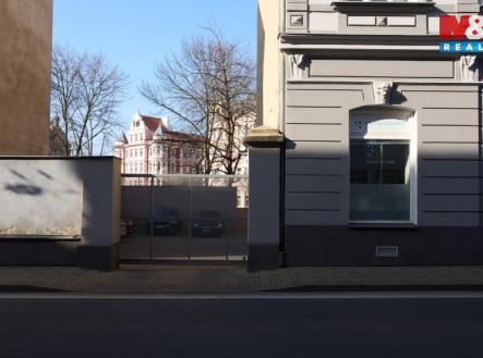 Parkování 3.jpg | Pronájem - pozemek pro komerční výstavbu, 265 m²