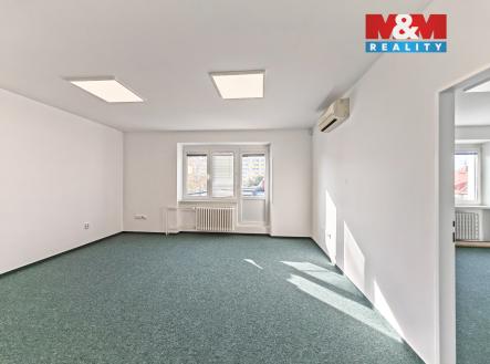 místnost 1 | Pronájem - kanceláře, 77 m²