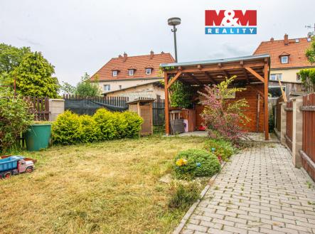 pohled na pergolu | Pronájem - pozemek, zahrada, 83 m²