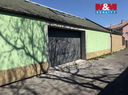 hala | Prodej - skladovací prostor, 179 m²