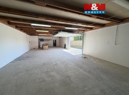 hala | Pronájem - skladovací prostor, 179 m²