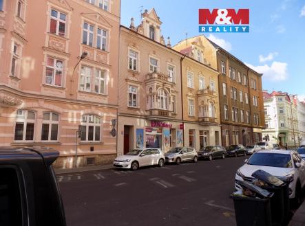 pohled na dům | Pronájem bytu, 1+1, 39 m²