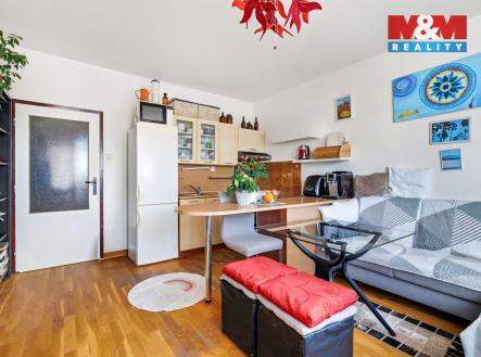 Obývací pokoj + KK | Prodej bytu, 2+kk, 41 m²