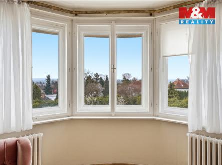 1. NP obývací pokoj | Prodej - dům/vila, 431 m²