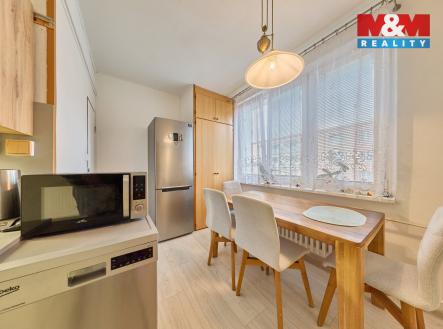 f07da02a-df29-41ec-b83b-e845cbda21f7.jpg | Prodej bytu, 2+1, 62 m²