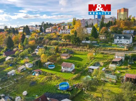 7ff63ea9-d87b-401e-97ab-d3d2f6788c6b.jpg | Prodej - pozemek, zahrada, 975 m²