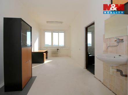 IMG_0538.jpg | Pronájem - kanceláře, 38 m²