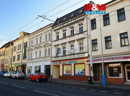 Pohled z ulice | Pronájem - obchodní prostor, 200 m²